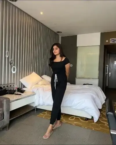 Call Girls Service in Okhamandal